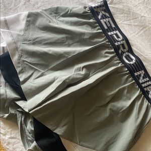 nike pro workout shorts